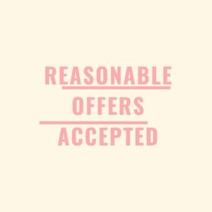 OFFERS ARE WELCOME!!💗✨